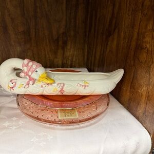 Charming Duck Ceramic Planter - White and Pink